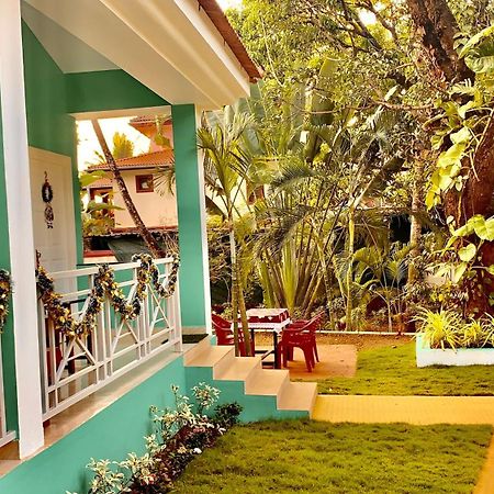 Stan-Inn: Vagator Retreat with Wi-Fi, Parking & Kitchen Exterior photo